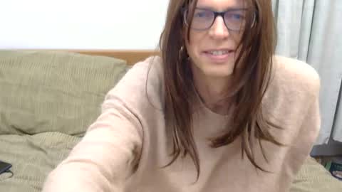 Snapshot of hiriley chatting on November 4, 2025, 10:31 pm HiRiley online show from November 4, 2025, 10:31 pm