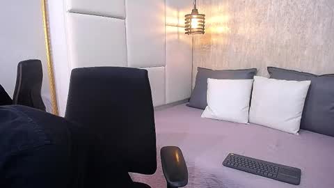 Snapshot of hisoka_0 chatting on March 6, 2026, 9:11 pm Hisoka online show from March 6, 2026, 9:11 pm