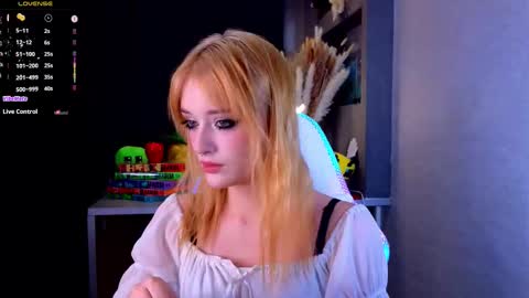 Snapshot of hisoka__akerley chatting on September 19, 2025, 4:40 pm Ella online show from September 19, 2025, 4:40 pm