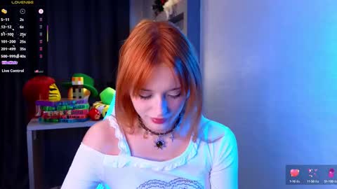 Snapshot of hisoka__akerley chatting on October 6, 2025, 5:43 pm Ella online show from October 6, 2025, 5:43 pm