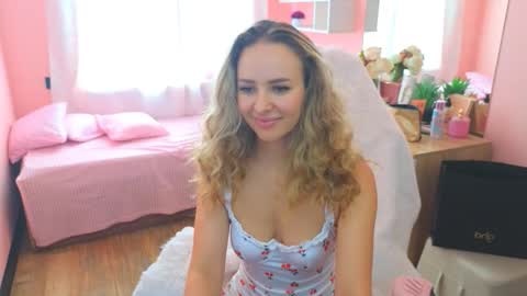 Ksenia online show from September 27, 2025, 1:54 am