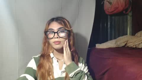 Snapshot of hoelyaurora chatting on May 4, 2026, 10:17 pm Aurora3 online show from May 4, 2026, 10:17 pm