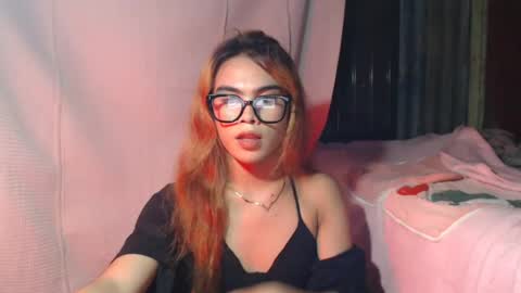 Snapshot of hoelyaurora chatting on May 13, 2026, 9:33 pm Aurora3 online show from May 13, 2026, 9:33 pm