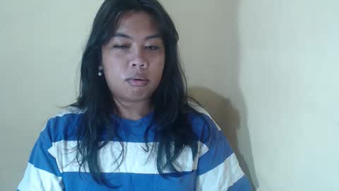 Snapshot of hoelylayla chatting on March 23, 2026, 1:53 am Layla3 online show from March 23, 2026, 1:53 am