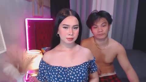 hoelymolly online show from October 25, 2025, 8:11 am