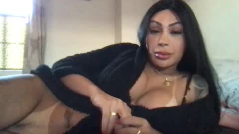hoffmanpaula online show from March 3, 2026, 2:12 pm