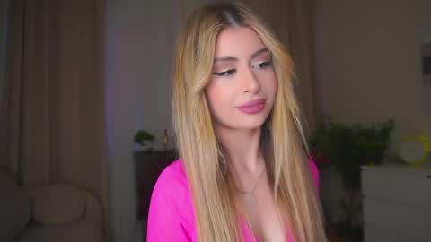 Moni Monica online show from April 15, 2026, 8:10 am