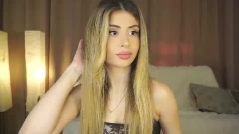 Moni Monica online show from July 9, 2026, 8:07 am