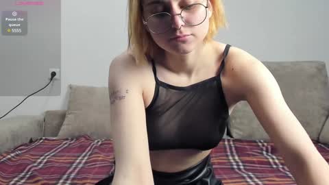 Polly online show from January 9, 2025, 5:02 am
