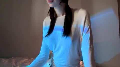 Snapshot of holly_sinner_ chatting on March 16, 2026, 11:36 am holly_sinner_ online show from March 16, 2026, 11:36 am