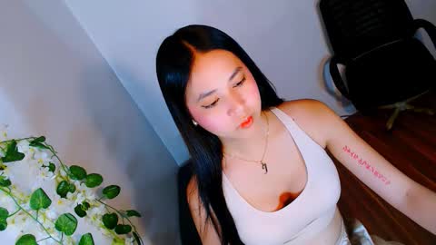 Snapshot of hollyclarita chatting on November 9, 2025, 7:17 am YOUR GODDESS CLARITA online show from November 9, 2025, 7:17 am