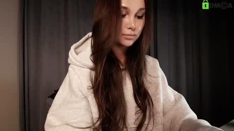 Snapshot of hollyextra chatting on November 11, 2025, 3:23 pm hollyextra online show from November 11, 2025, 3:23 pm