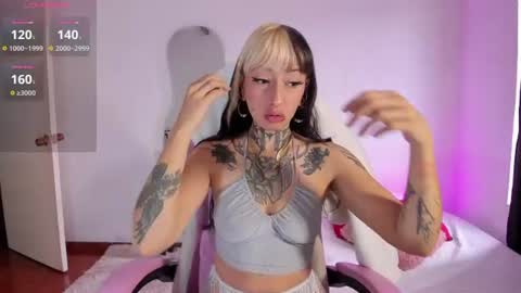 Holly Hudson     online show from July 18, 2026, 12:20 pm