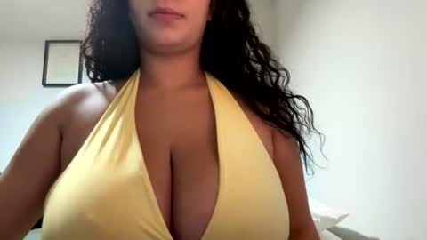 Snapshot of hollykoff chatting on July 4, 2026, 1:28 pm space online show from July 4, 2026, 1:28 pm