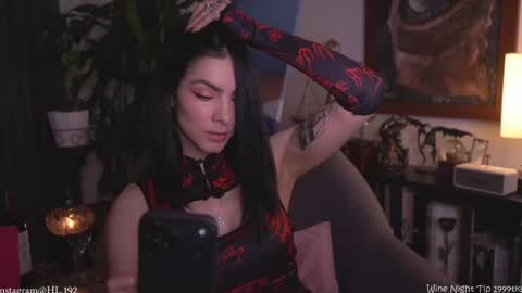 Holly Linder online show from March 21, 2026, 2:27 am