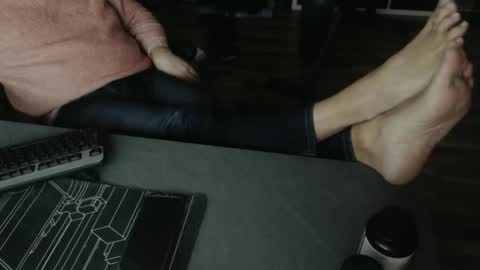 Snapshot of hollymollysucker chatting on December 27, 2024, 6:10 pm hollymollysucker online show from December 27, 2024, 6:10 pm