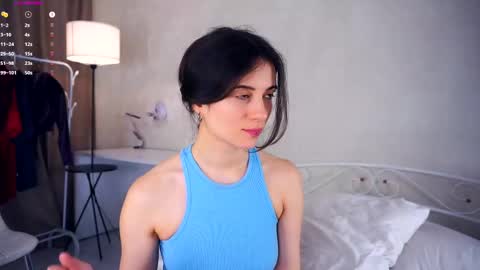 Snapshot of hollymonica chatting on March 11, 2025, 9:13 am Delly online show from March 11, 2025, 9:13 am