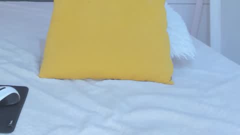 Snapshot of hollytaillor chatting on February 19, 2026, 2:24 pm HollyTaillor online show from February 19, 2026, 2:24 pm