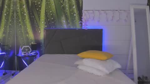 Snapshot of hollytaillor chatting on March 29, 2026, 5:40 am HollyTaillor online show from March 29, 2026, 5:40 am