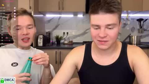 Snapshot of holy_eggs_00 chatting on October 9, 2025, 7:06 am holy_eggs_00 online show from October 9, 2025, 7:06 am