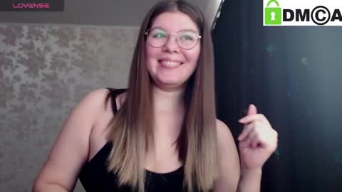 Snapshot of holy_michela chatting on September 29, 2025, 4:50 am Welcome guys Pleasure to see you all here My name is MichaelaTip menu is active Private is open online show from September 29, 2025, 4:50 am