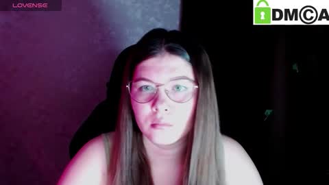 Snapshot of holy_michela chatting on November 10, 2025, 6:12 am Welcome guys Pleasure to see you all here My name is MichaelaTip menu is active Private is open online show from November 10, 2025, 6:12 am