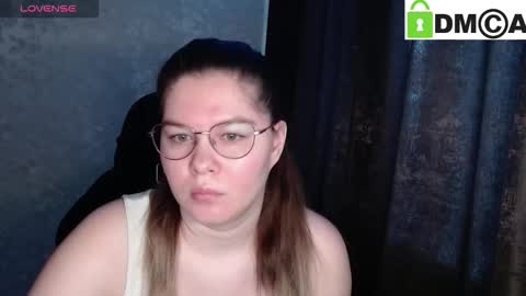 Snapshot of holy_michela chatting on February 3, 2026, 6:00 am Welcome guys Pleasure to see you all here My name is MichaelaTip menu is active Private is open online show from February 3, 2026, 6:00 am