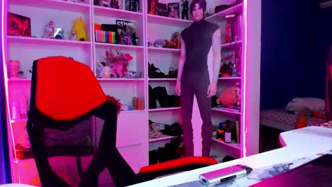 Snapshot of holy_rumi chatting on March 9, 2026, 1:15 pm Rumi online show from March 9, 2026, 1:15 pm