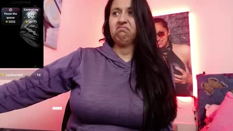 Milena online show from March 17, 2026, 8:34 pm