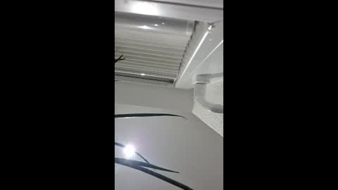 holzinger online show from April 5, 2026, 10:51 pm