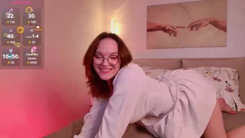 Snapshot of honeeyluv chatting on February 25, 2026, 10:19 pm Kitty online show from February 25, 2026, 10:19 pm