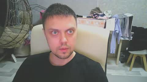 Snapshot of honesttojoy chatting on February 6, 2025, 6:46 pm Henry online show from February 6, 2025, 6:46 pm