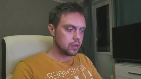 Snapshot of honesttojoy chatting on September 24, 2025, 4:54 pm Henry online show from September 24, 2025, 4:54 pm