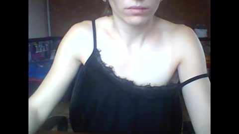 honey0bunny35 online show from January 18, 2025, 8:41 am