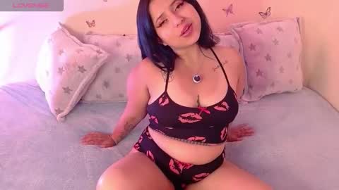 mimi online show from November 9, 2025, 10:46 am