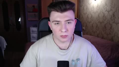 Wolfy online show from April 14, 2026, 3:40 pm