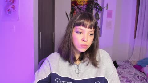 Snapshot of honey_hoe chatting on December 17, 2024, 6:24 am Lau online show from December 17, 2024, 6:24 am