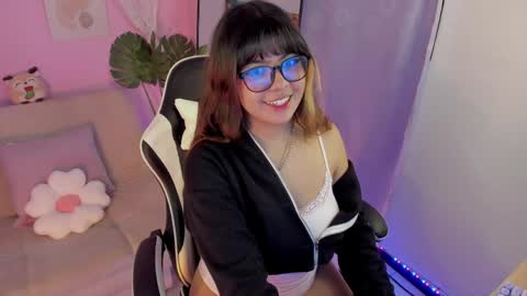 Milenka online show from June 2, 2026, 6:54 pm
