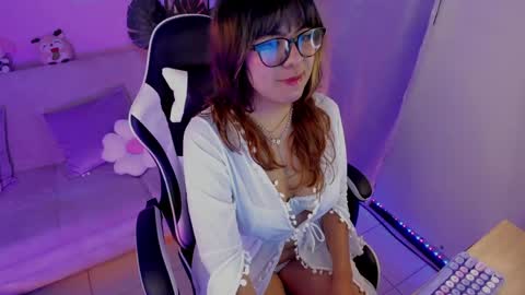 Milenka online show from June 3, 2026, 6:46 pm