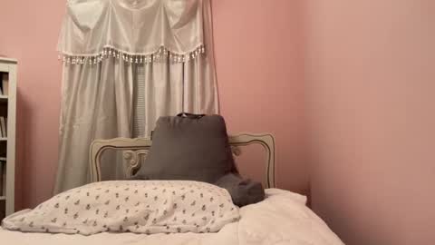 honey_man14 online show from October 26, 2025, 11:38 am