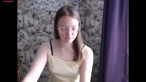 Lina online show from December 26, 2024, 9:22 am
