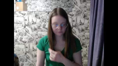 Lina online show from February 4, 2025, 1:59 pm