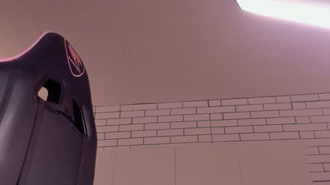 honeyautumn online show from December 22, 2024, 3:11 am