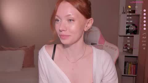 honeyautumn online show from March 11, 2026, 12:05 am