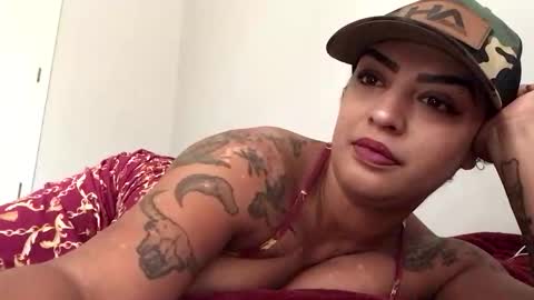 honeycutt1993 online show from January 14, 2026, 3:39 pm