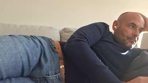 honeydaddyforyou online show from December 18, 2025, 1:28 pm