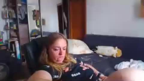 HoneydewMolly online show from July 24, 2026, 10:57 am