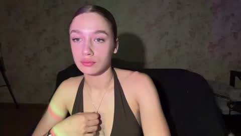 Lovia online show from July 24, 2026, 7:39 am