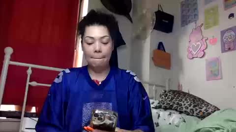 Snapshot of honeyruby chatting on October 14, 2025, 1:45 pm Ruby Sparks online show from October 14, 2025, 1:45 pm