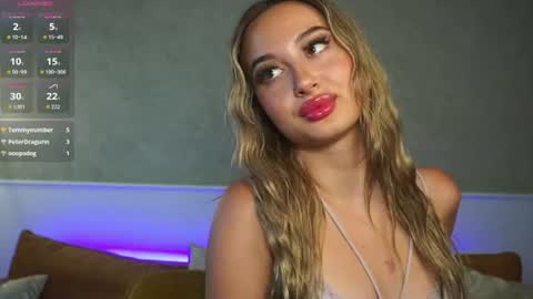Lili online show from July 8, 2026, 4:00 pm